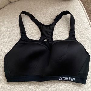 Black Victoria’s Secret Sports bra